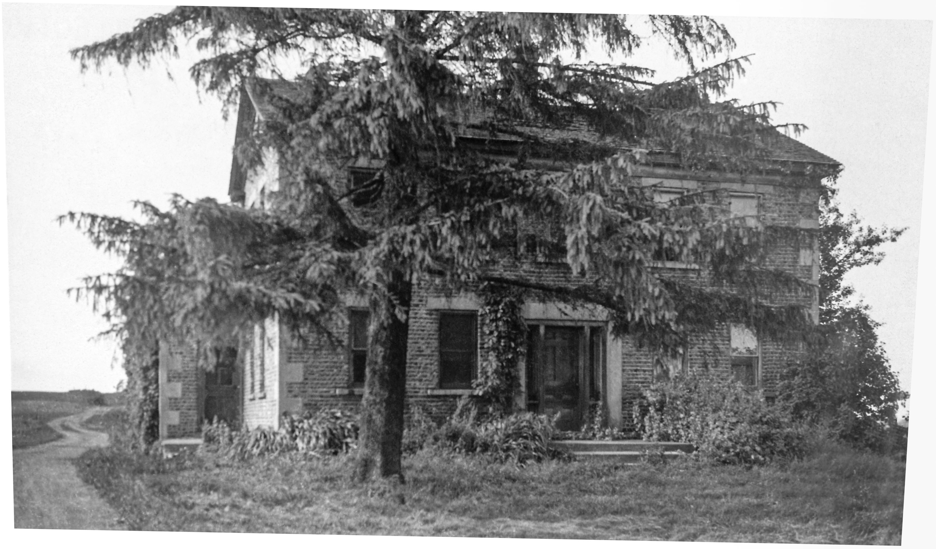 Mac-9 Johnson-Hoffman House 2